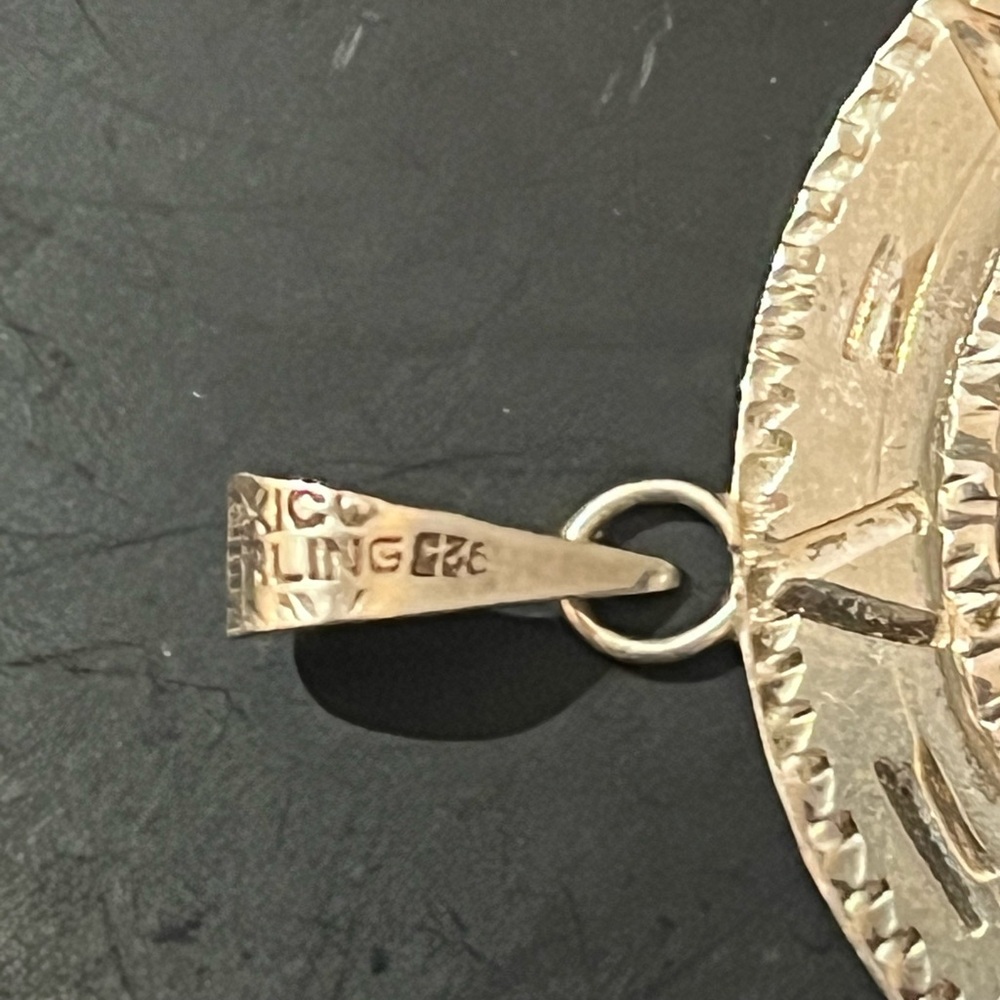 Sterling silver Aztec pendant - Picture 3 of 5
